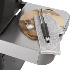 Genesis E-435 Gas Grill (Liquid Propane)