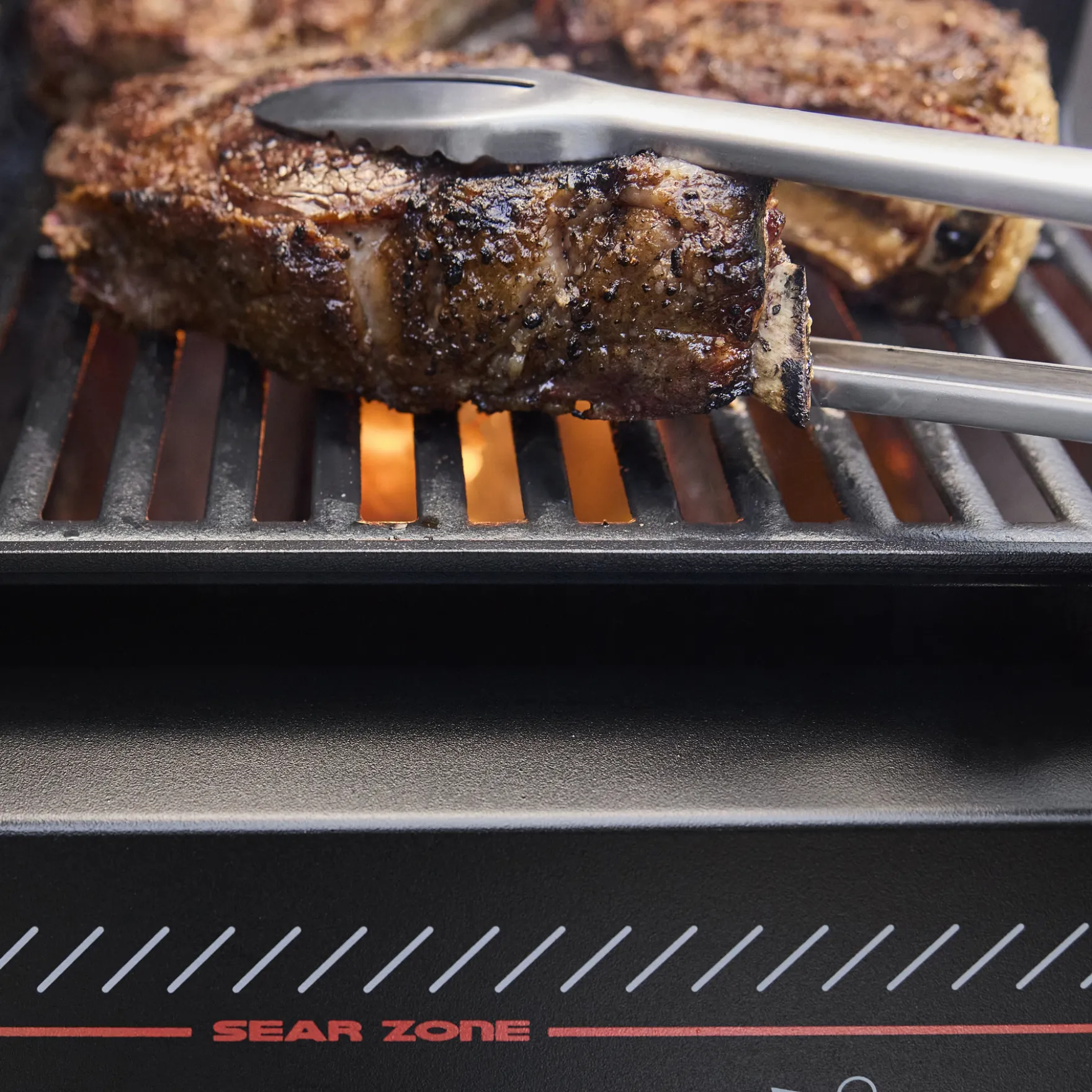 Genesis® E-330 Gas Grill Stealth® Edition (Liquid Propane)