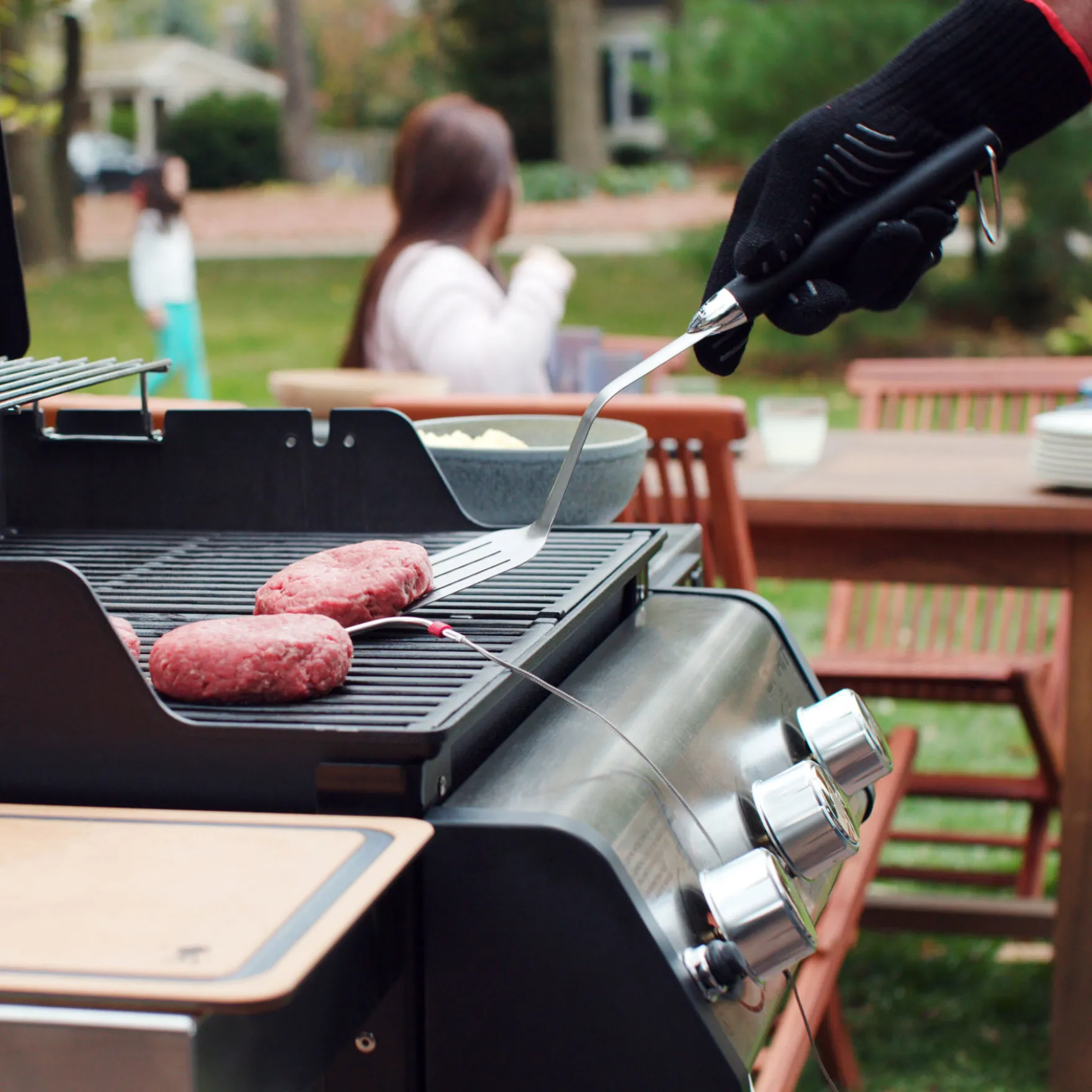 Spirit SX-315 Smart Grill (Natural Gas)