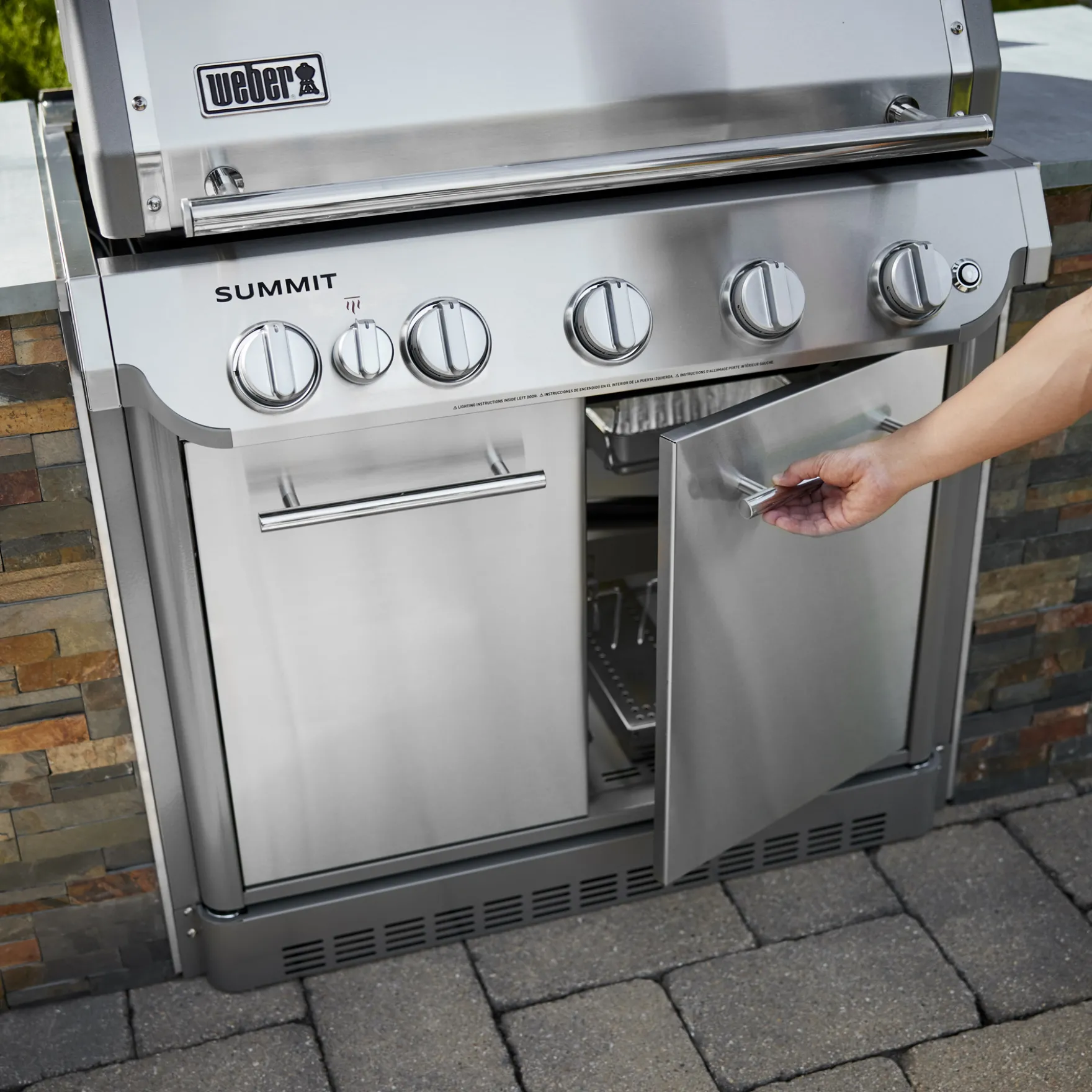 Summit® SB38 S Built-In Gas Grill (Natural Gas)