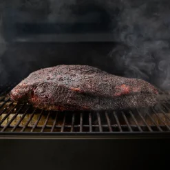 Weber Smoque™ Pellet Smoker