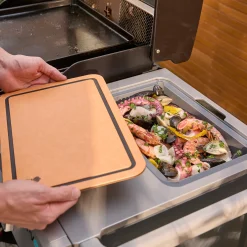 Weber Works™ Basin with Cutting Board Lid