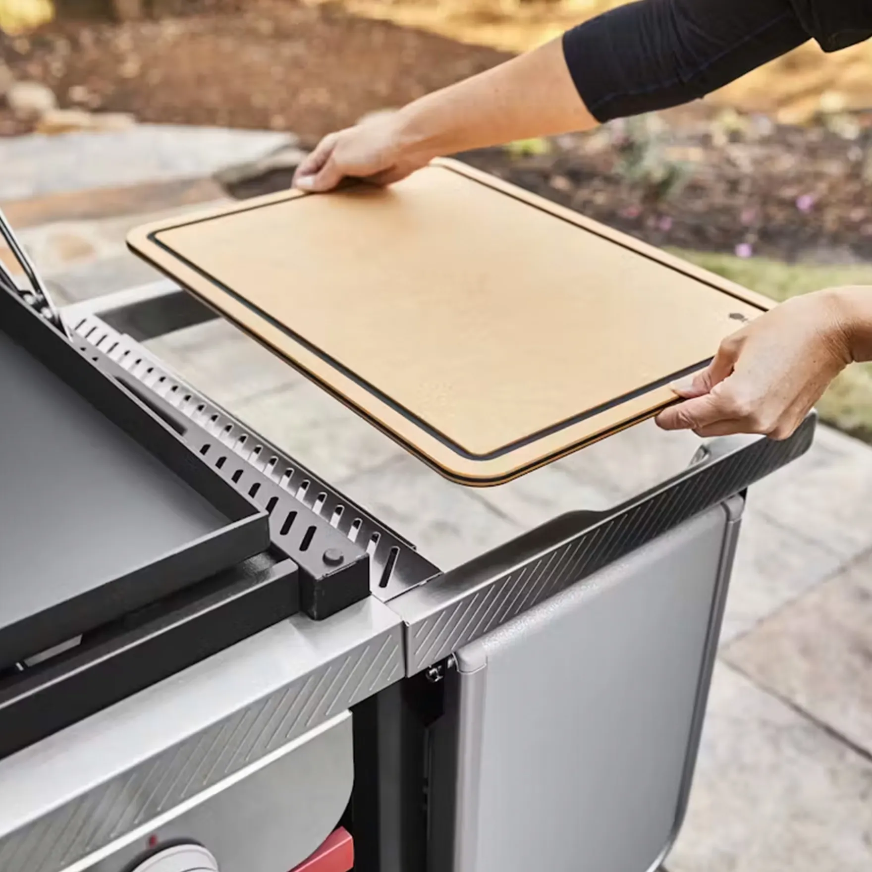 Weber Works™ XL Cutting Board